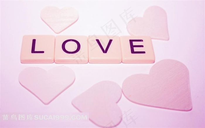 心形图形和LOVE字体