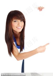 穿低胸蓝色短衫的外国美女手指广告牌高清图片