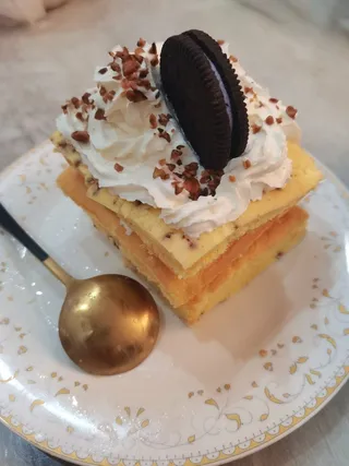 家庭自制奶油蛋糕餐后小甜点菜品菜谱实拍图片