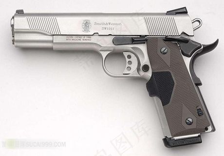 银色美国军用手枪
