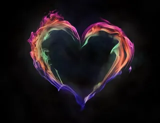 彩色火焰心形高清图片