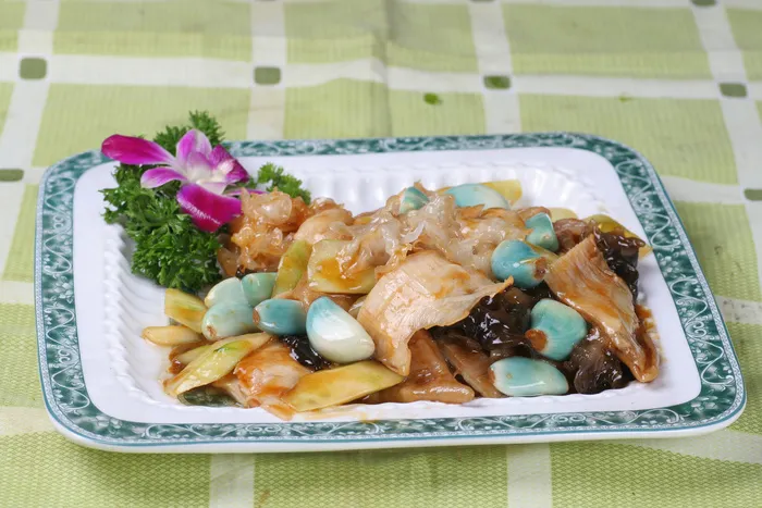 19 糖蒜溜牛肚－绿萝湾