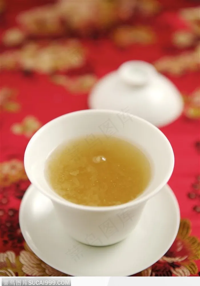 中医医疗-杯中的中药