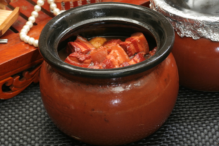 瓦罐柴猪肉   36元