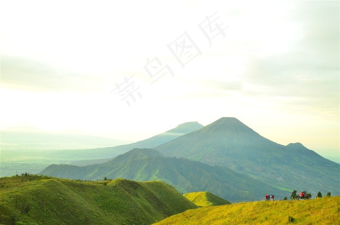 山脉美景图片