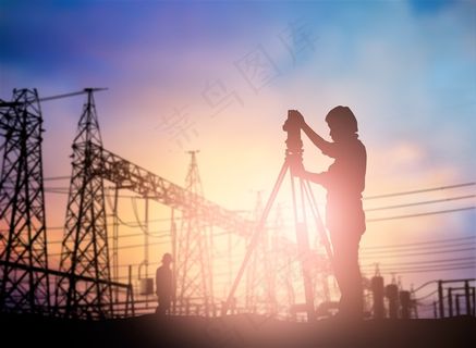 夕阳下的摄影师