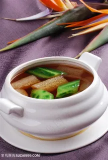 鸡汤炖竹笙的美食图片 鸡汤炖竹笙的美食图片