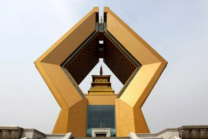 双手合十形状的建筑