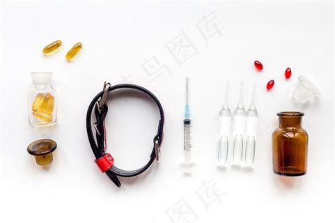 鱼肝油瓶子特写