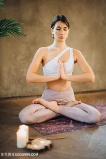 标准瑜伽姿势动作图片 标准瑜伽姿势动作图片