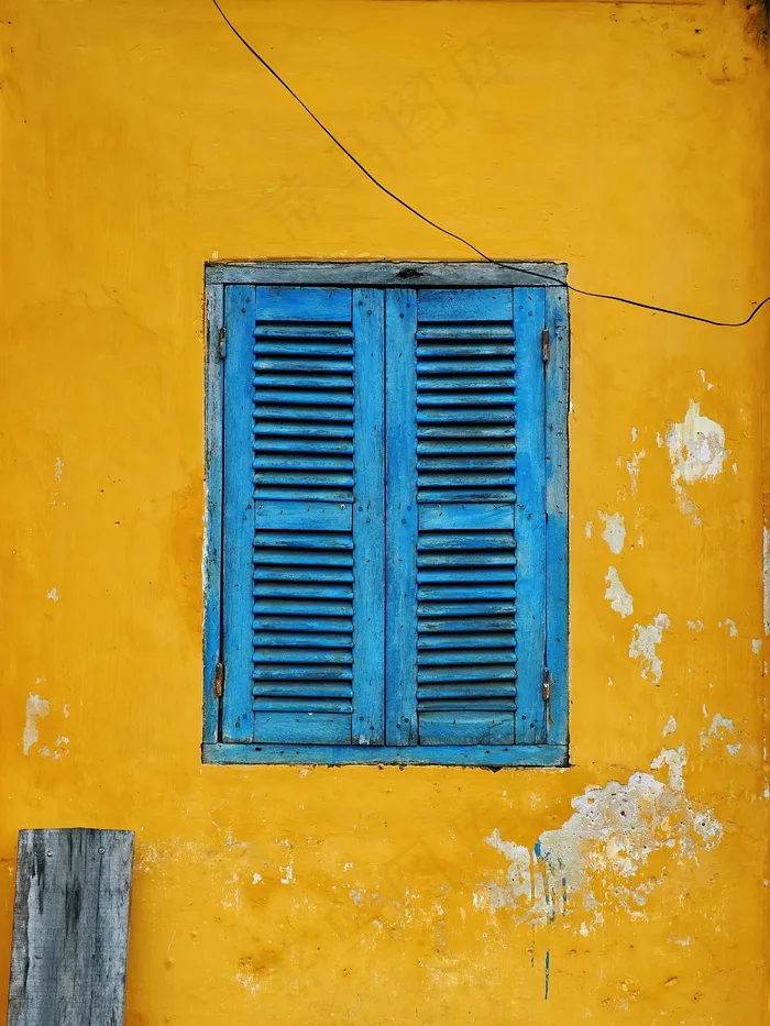 地中海风复古木窗图片