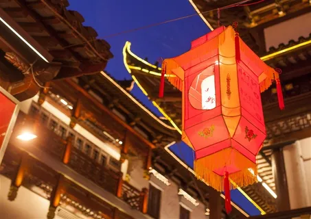 民族韵味浓厚的灯会图片 民族韵味浓厚的灯会图片