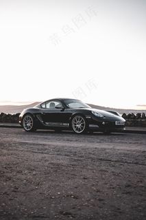 黑色豪华轿车图片