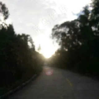 清晨的户外 清晨的户外