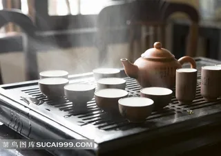 茶楼里的茶道器具