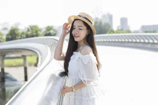 清新唯美可爱的女孩摄影图片