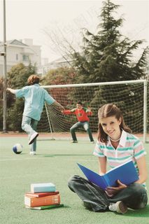 外国中学生  球场