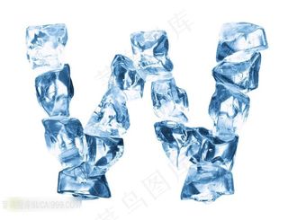 冰块组成的字母W