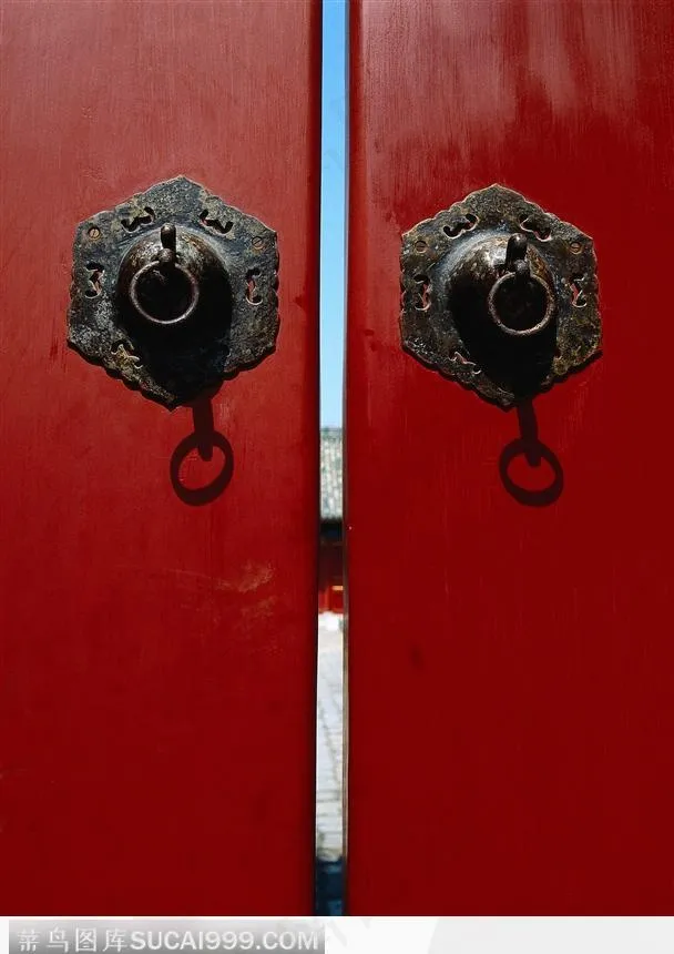 红色大门