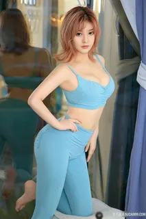 井酱紧身裤包裹凹凸有致身材性感写真图片 井酱紧身裤包裹凹凸有致身材性感写真图片