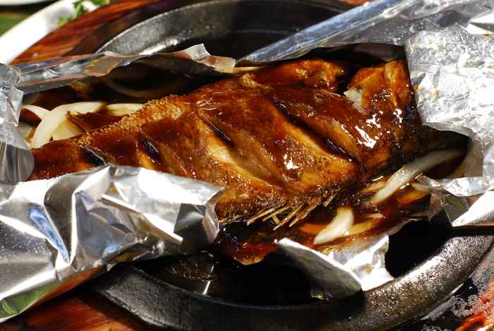 铁板锡纸鲈鱼