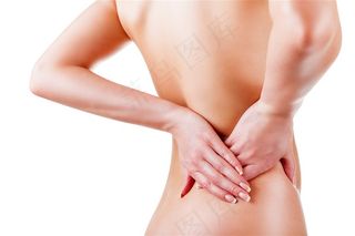 手按住腰疼部位的女性高清图片