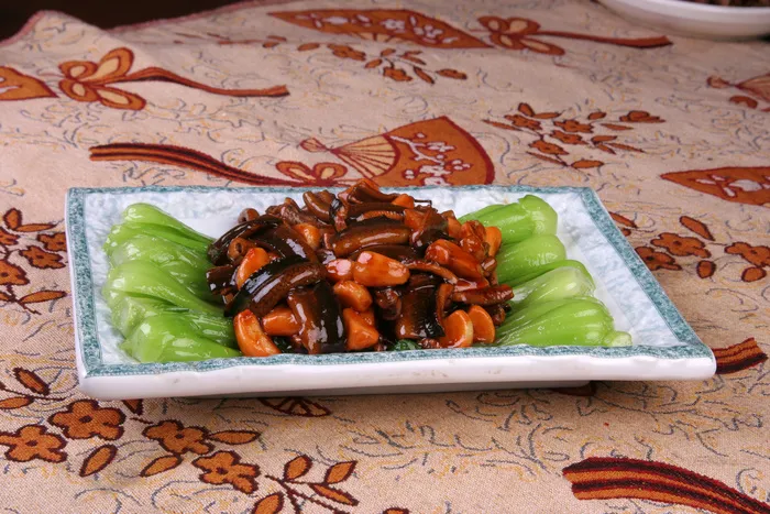 碧绿蒜仔烧鳝段