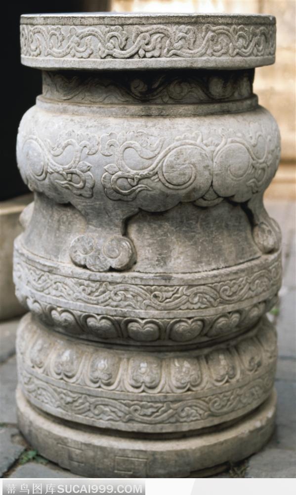 中华石雕柱纹-婉转的植物花纹