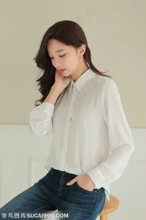坐在椅子上的韩国漂亮美女模特朴秀妍图片 坐在椅子上的韩国漂亮美女模特朴秀妍图片