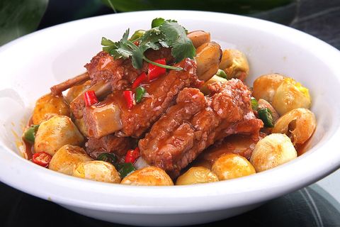 卤蛋烧排骨 28元 卤蛋烧排骨 28元