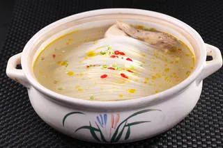 D00087金山麻鸭煲