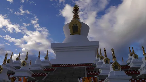 蓝天白云藏传佛教白塔