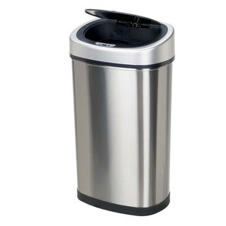 免抠垃圾桶实物摄影图片