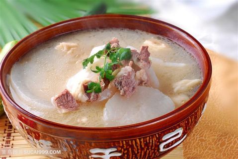 汤花牛腩的美食图片