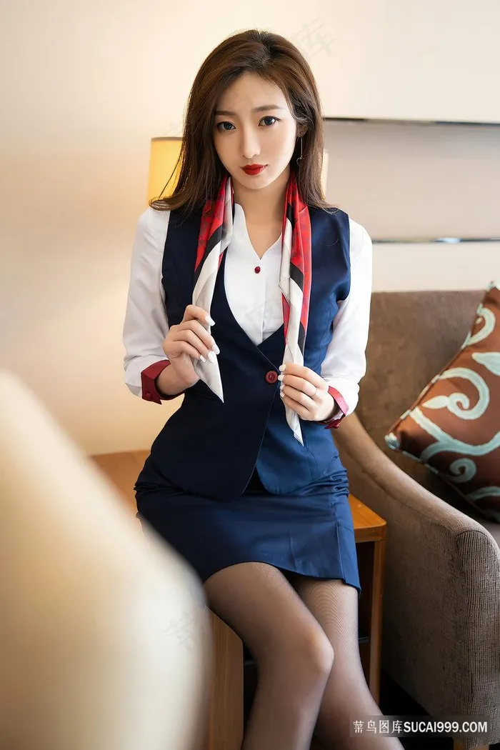 日韩MM人体美女空姐私拍写真集