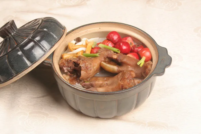 12野菌苦山楂羊蹄煲 -张生粥记