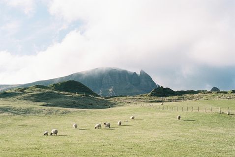 冬天高山背景风景