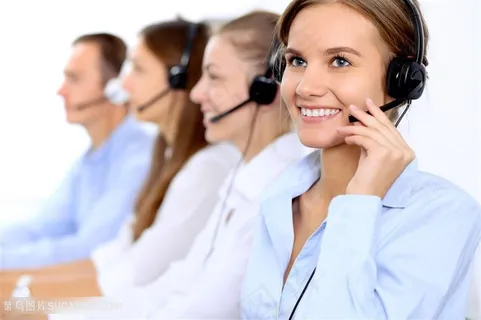 微笑的客服美女高清图片