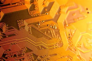 金黄色的电子主板