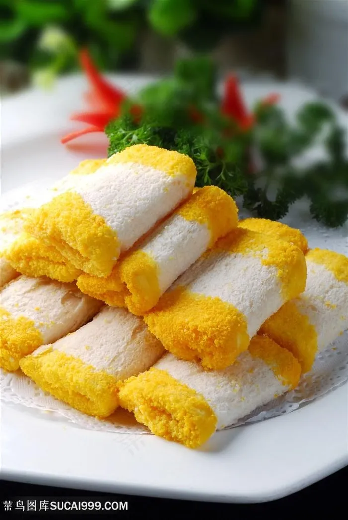 吃香酥菠萝卷