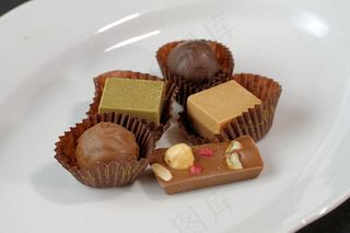 盒装巧克力图片