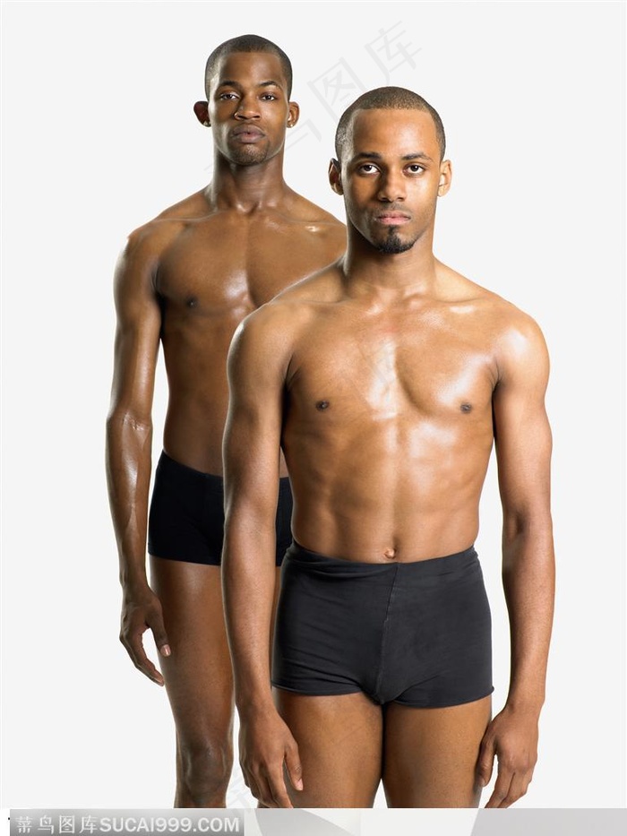舞蹈肢体动作-两个穿运动短裤站立在一起的外国男人肌肉特写