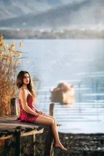 真丝睡衣优优人体美女图片 真丝睡衣优优人体美女图片
