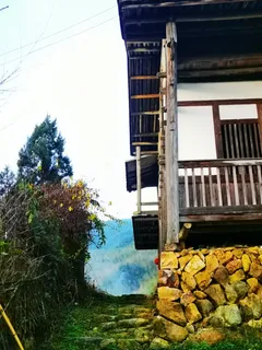吊脚草木灰墙复古建筑 吊脚草木灰墙复古建筑