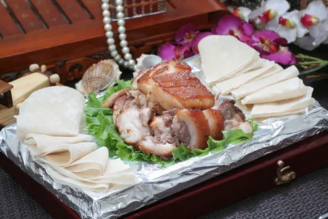 砧板酱香肘  38元 (2)