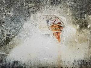 灰白墙面裸砖工业风背景