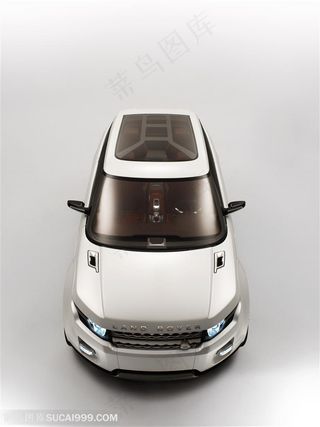 路虎越野车-俯视下白色的揽胜