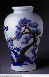 传统工艺-松树花纹花瓶 传统工艺-松树花纹花瓶