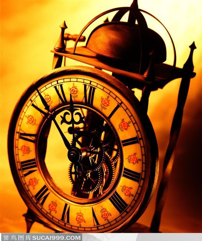 钟表 机械 黄色 特写