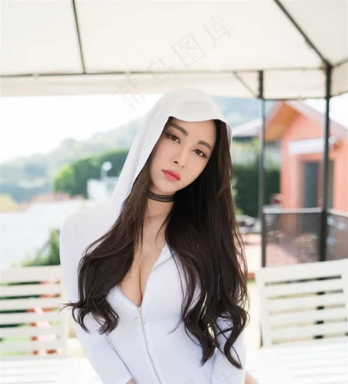 国内*气质美女穆菲菲写真套图
